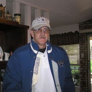 Meet your Posher, Dennis